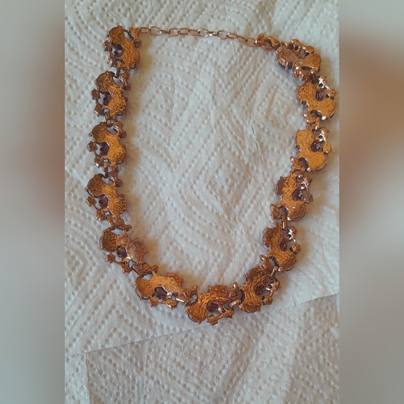 Source Unknown Purple Necklace with Elegant Segments - Picture 3 of 7